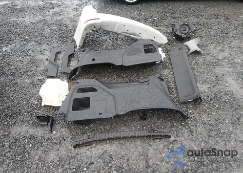 2022 Honda Odyssey Elite z USA, uszkodzony, nr VIN 5FNRL6H92NB066711